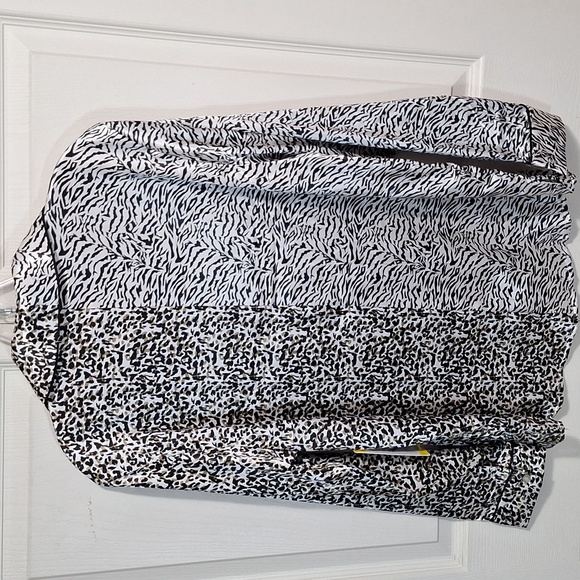 BB Dakota silky shorts pajama set - M - animal print - Picture 9 of 10